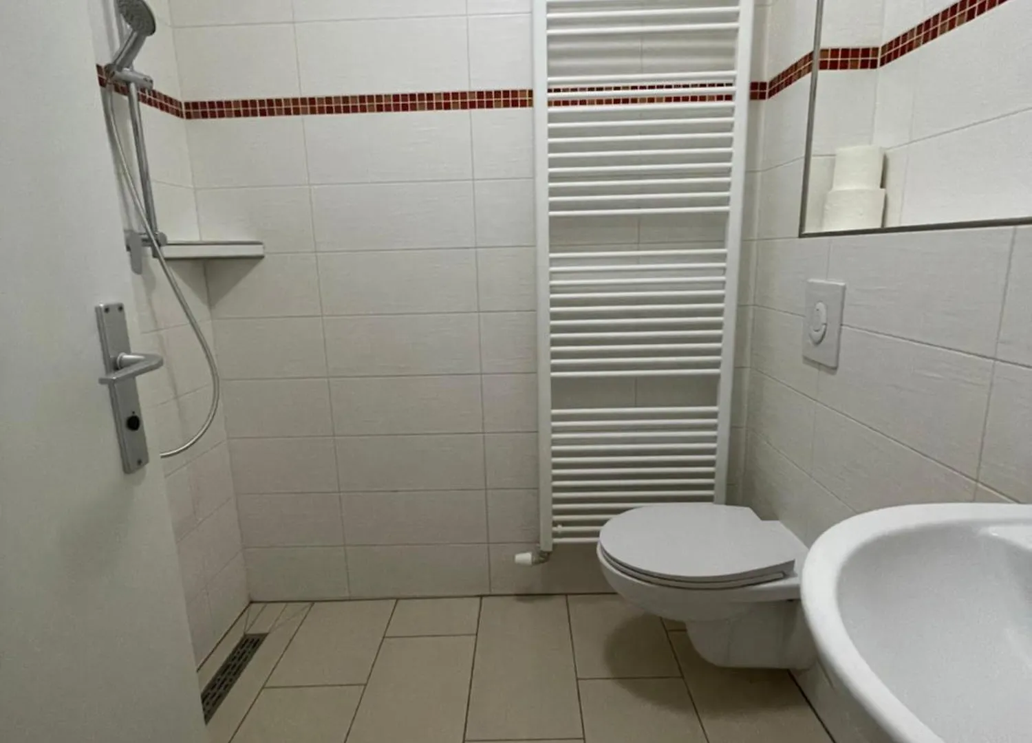Gastem Ug Apartment Berlin Homestay